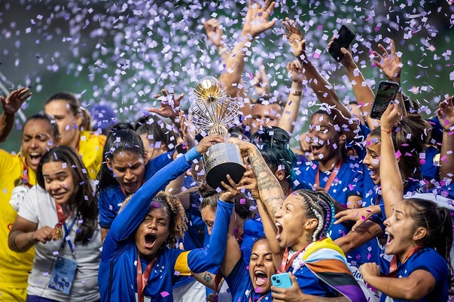 Cruzeiro vence o Atlético no Independência e é o campeão do Mineiro Feminino 
